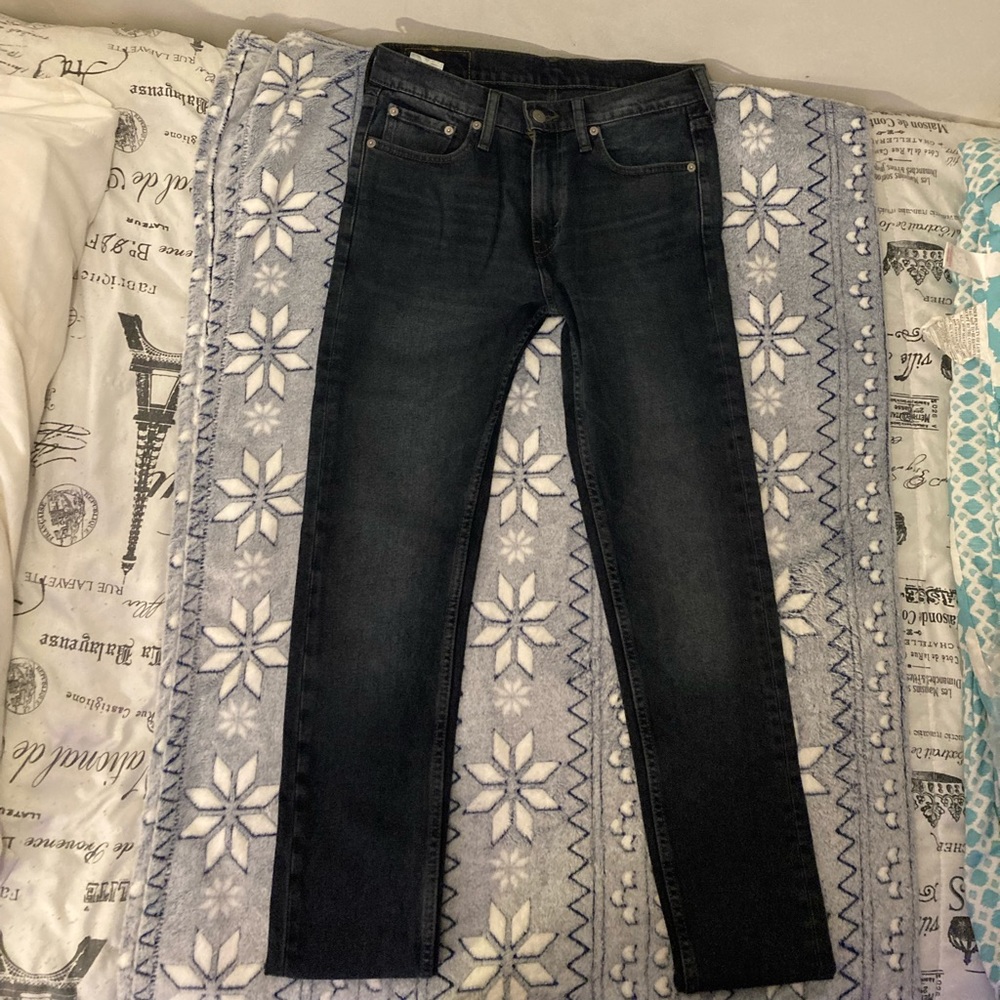LEVI’S STRAUSS jeans & CO
